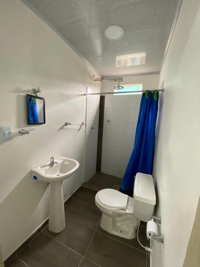 Petronio'S Hostel カリ エクステリア 写真