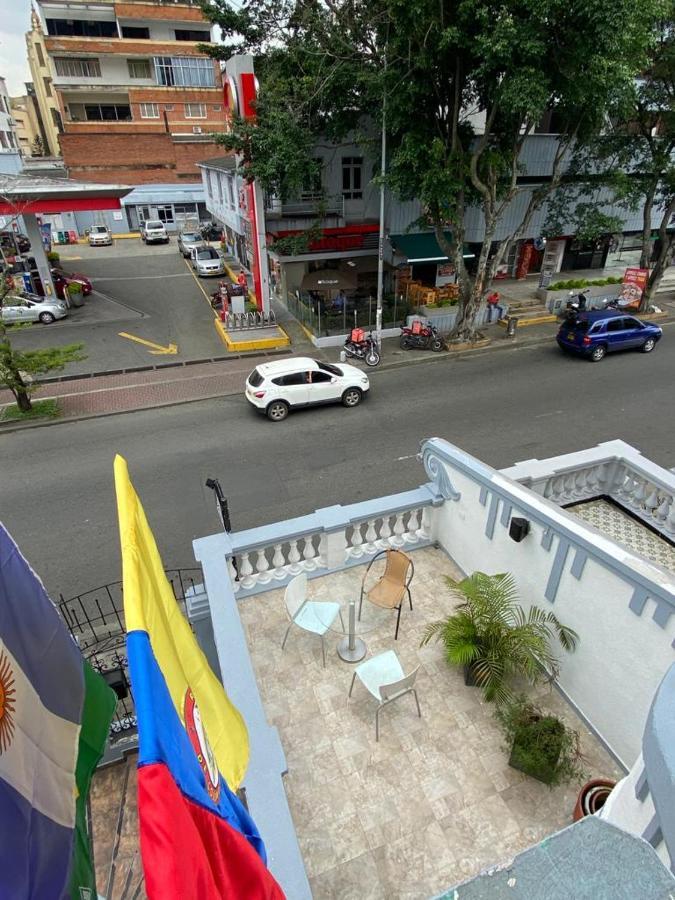 Petronio'S Hostel カリ エクステリア 写真