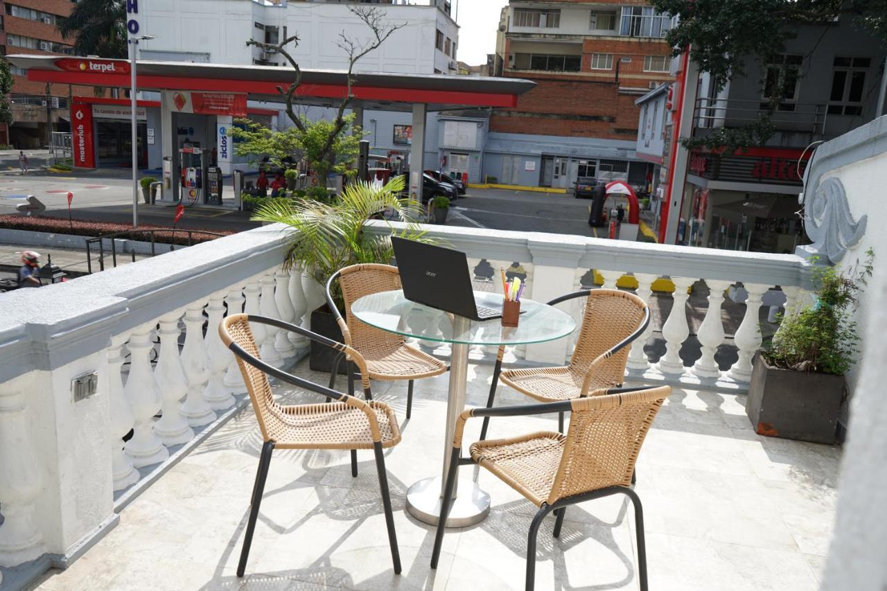 Petronio'S Hostel カリ エクステリア 写真